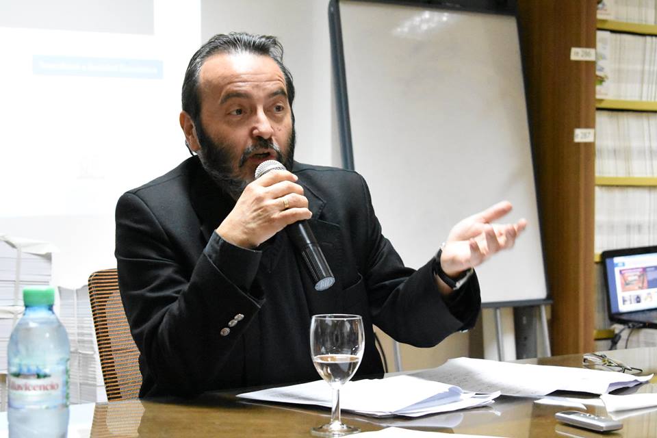 Rovelli: “Siempre la deuda es un mecanismo de dominación” | IADE